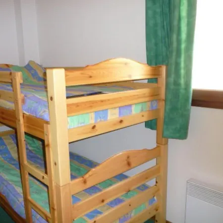 Fanlou à Avec Jardin Et Parking Privatif - Fr-1-812-138 Appartement